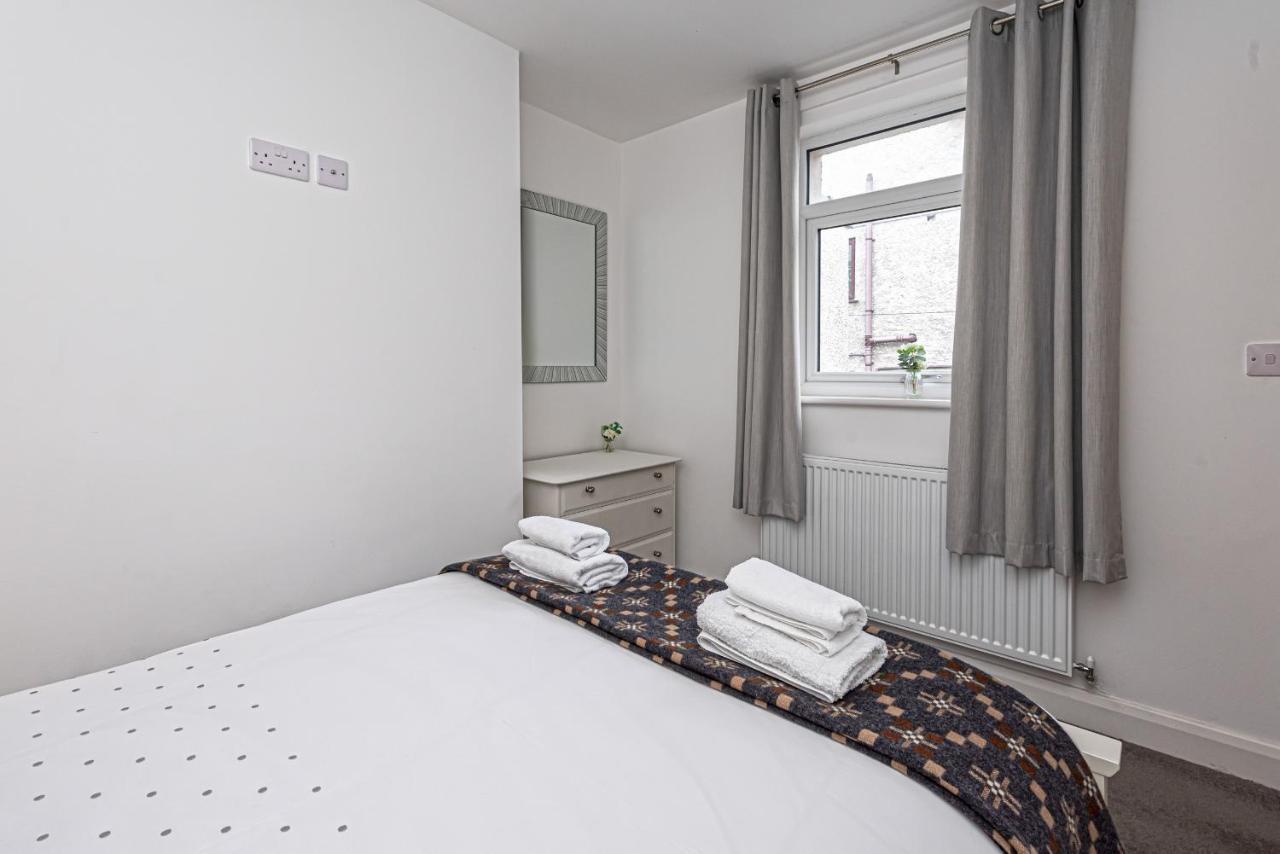 Taitwt2 Villa Caernarfon Buitenkant foto