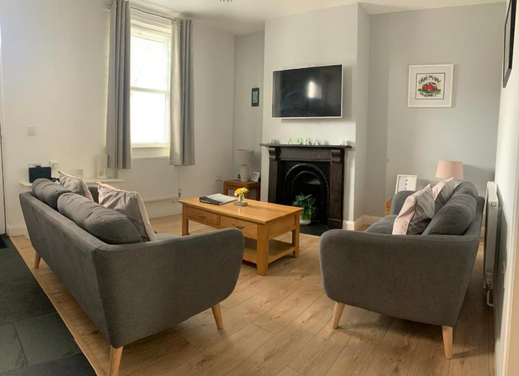 Taitwt2 Villa Caernarfon Buitenkant foto